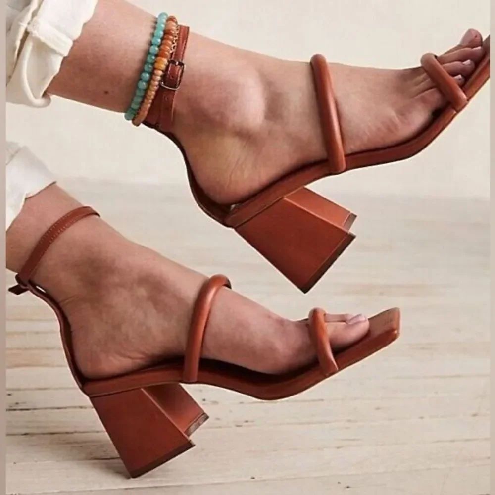 NEW Free People Parker Pillow Heels SEDONA 38